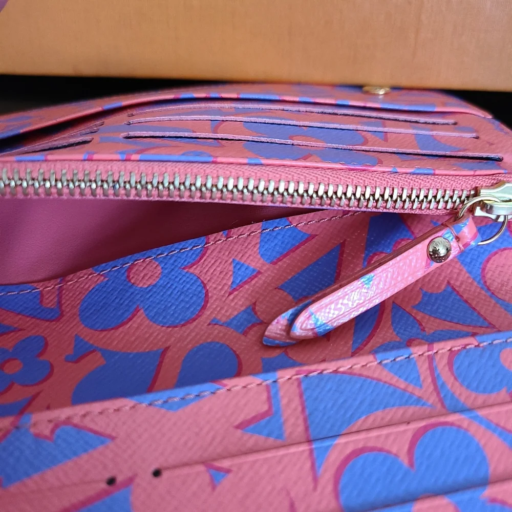 LV Insolite Corail Wristlet/Wallet - Picture 7 of 11